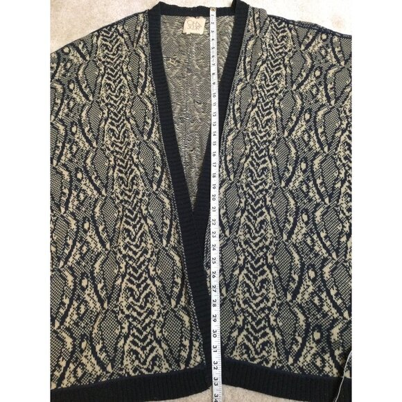 Chaser Womens Open Front Oversized Knit Cardigan Sweater Snake Print Size XS - Picture 10 of 10